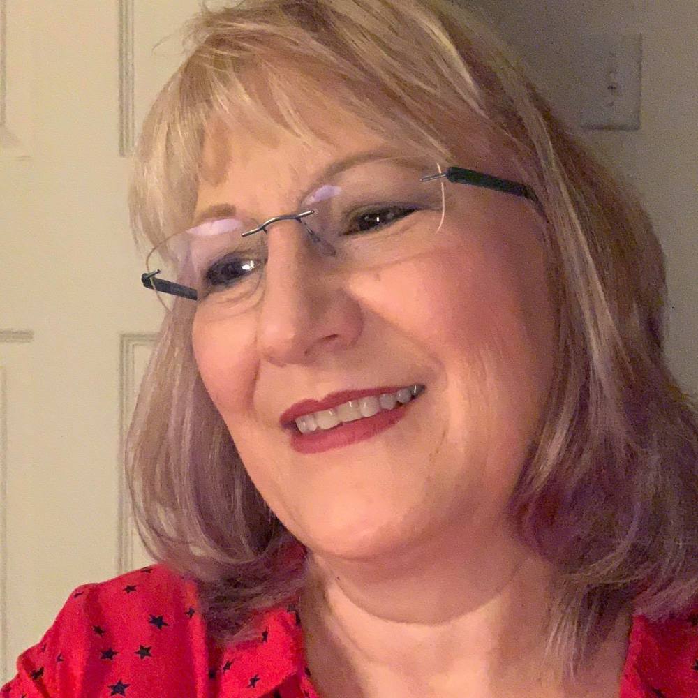Meet your Posher, Linda